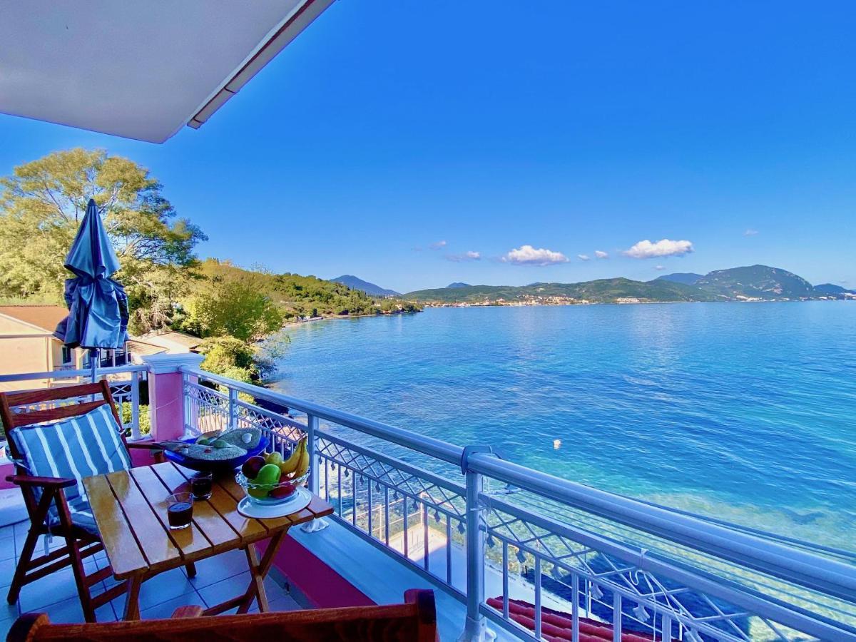 Seafront Villa Ourania Mesongi Ngoại thất bức ảnh