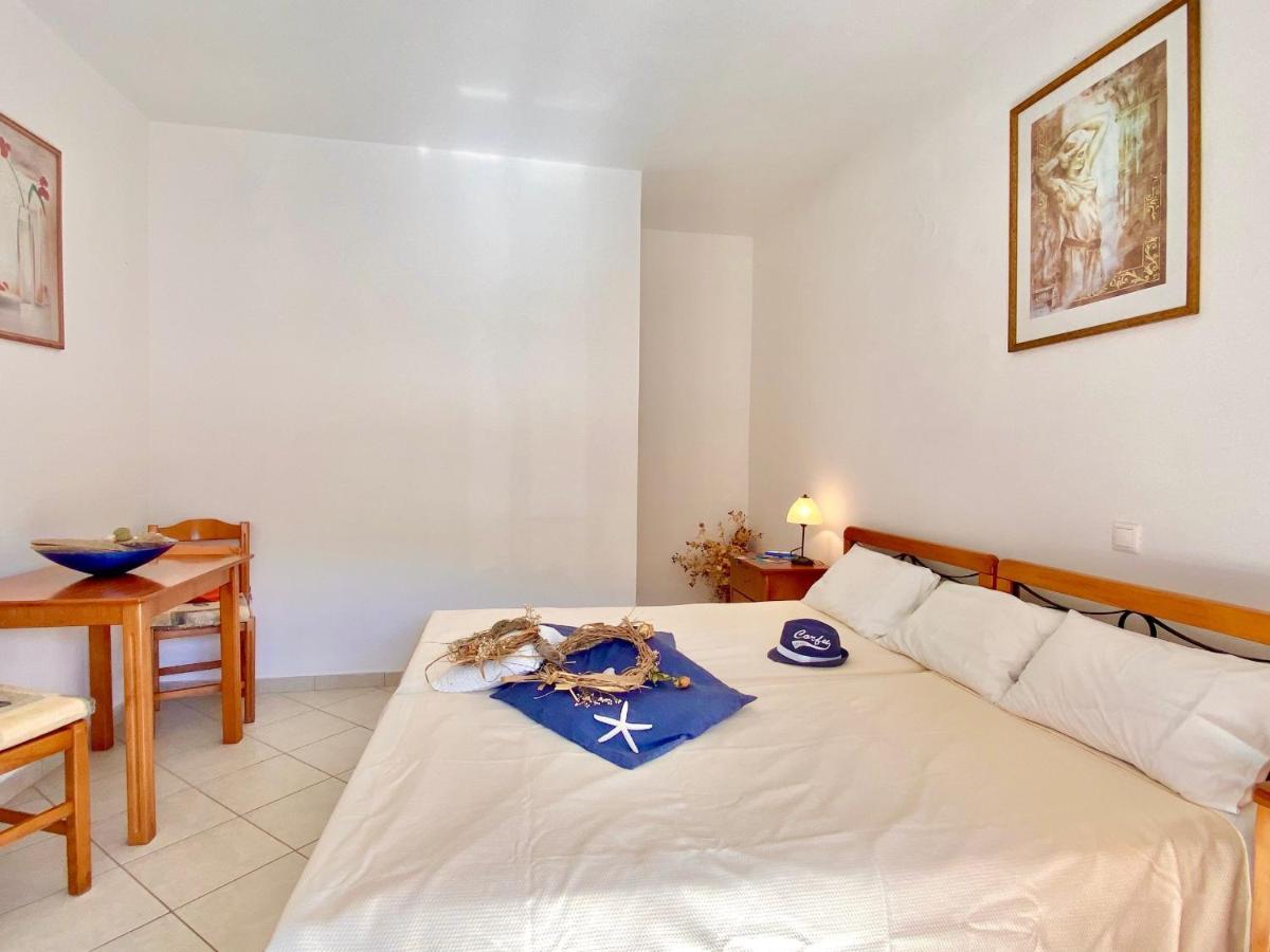 Seafront Villa Ourania Mesongi Ngoại thất bức ảnh