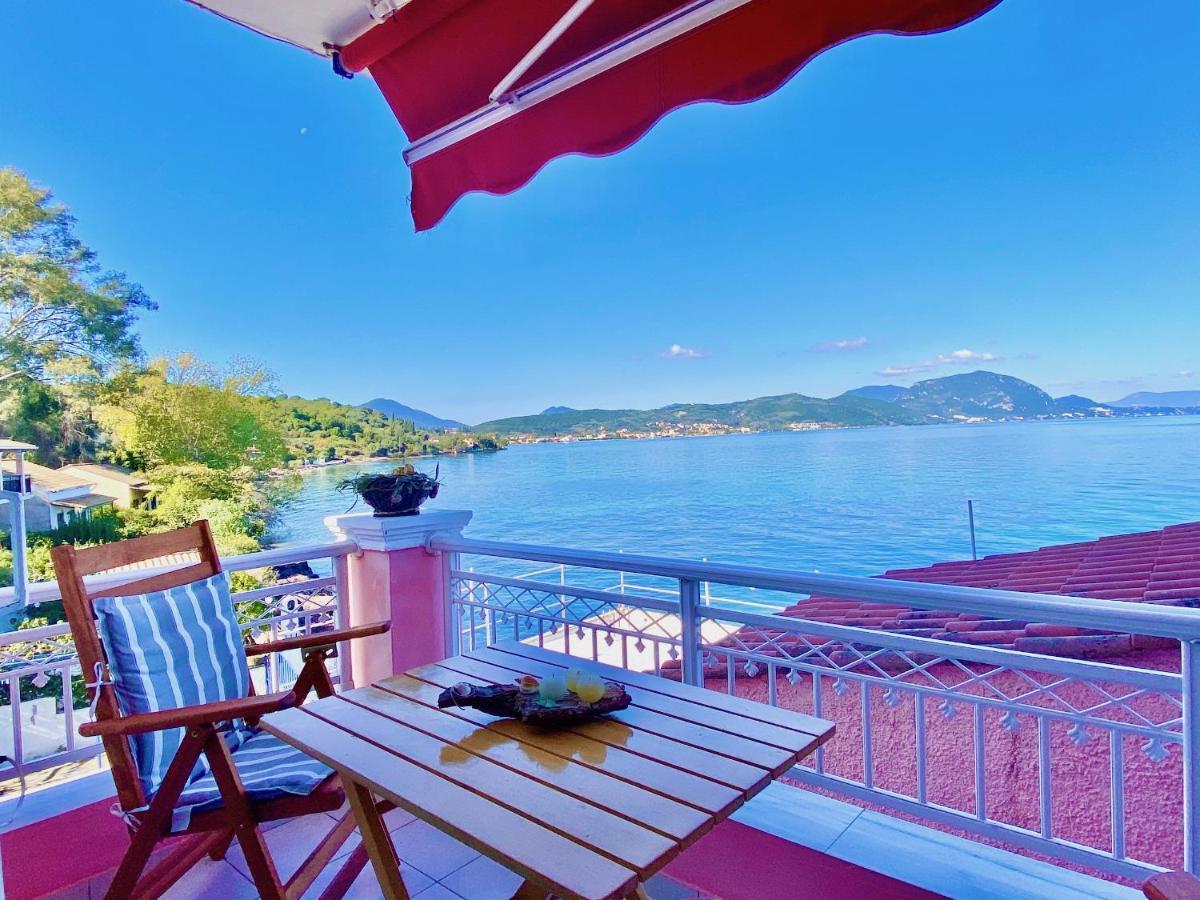 Seafront Villa Ourania Mesongi Ngoại thất bức ảnh