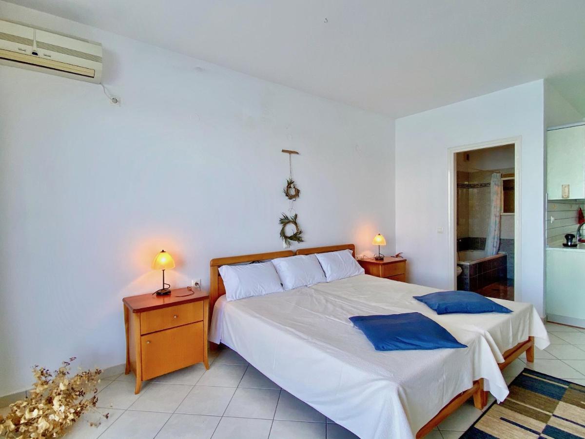 Seafront Villa Ourania Mesongi Ngoại thất bức ảnh