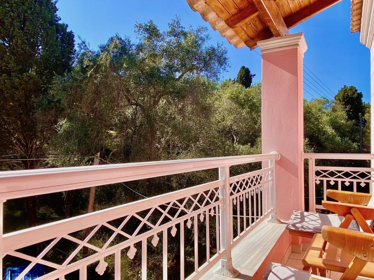 Seafront Villa Ourania Mesongi Ngoại thất bức ảnh